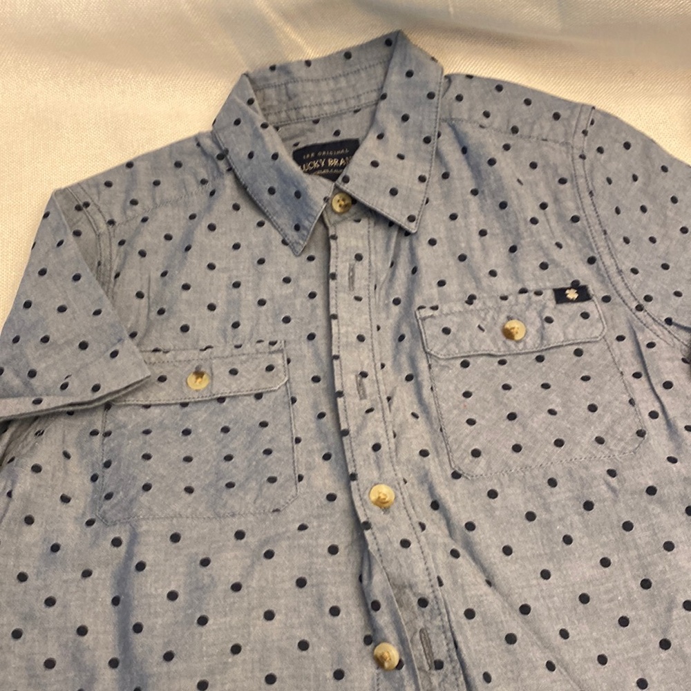 Button down lucky brand size small